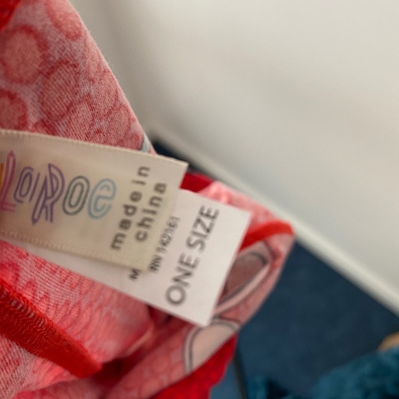 Red Background w Makeup / Cosmetics Graphic Buttery Soft Lularoe Leggings NWOT - Picture 5 of 10